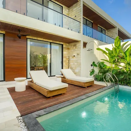 White Residence By Iji