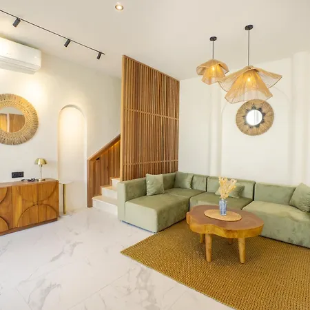 White Residence By Iji