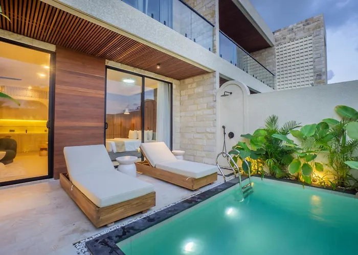 Apartahotel White By Iji 4*