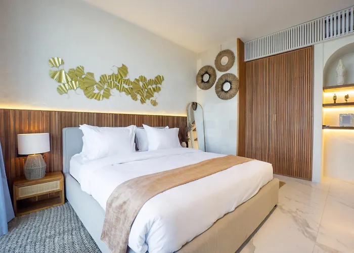 Apartahotel White By Iji 4*